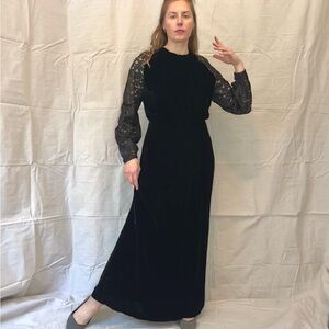 Vintage 40s Inky Black Silk Velvet Lace Sleeve Maxi Dress Evening Gown size L/XL